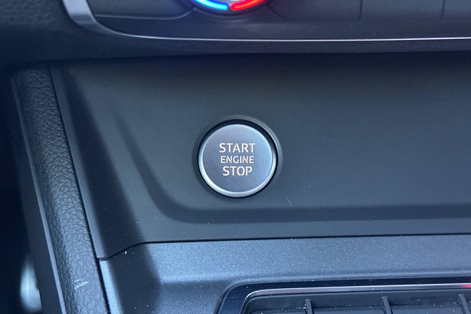 Used 2019 Audi Q3 2.0T Premium Plus image 29