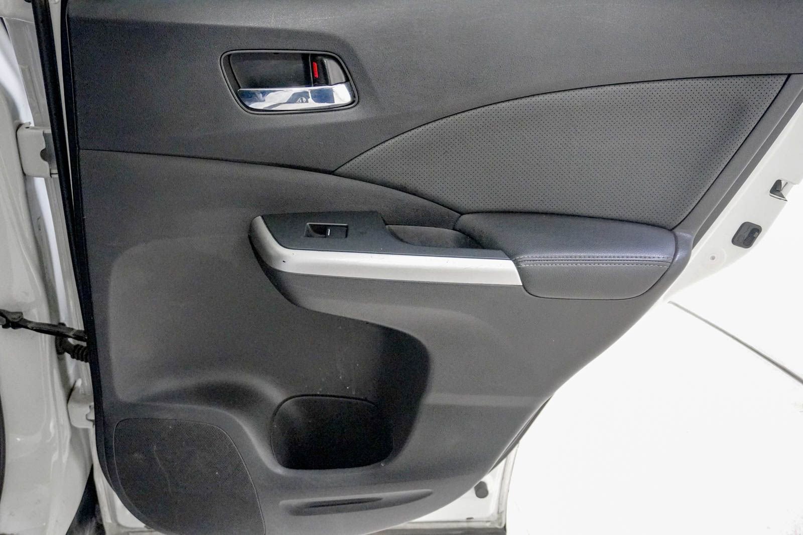 Used 2015 Honda CR-V Touring image 34