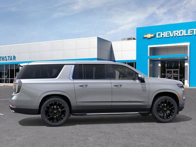 New 2026 Chevrolet Suburban Premier w/ Sun And Tow Package AWD/4WD image 5