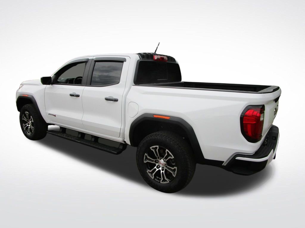 Used 2025 GMC Canyon AT4 w/ Technology Plus Package image 3