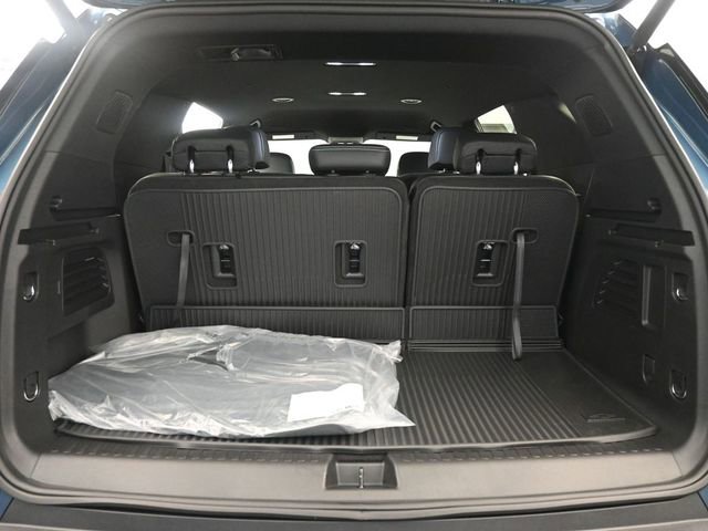 New 2026 Chevrolet Traverse LT w/ Driver Confidence Package image 8