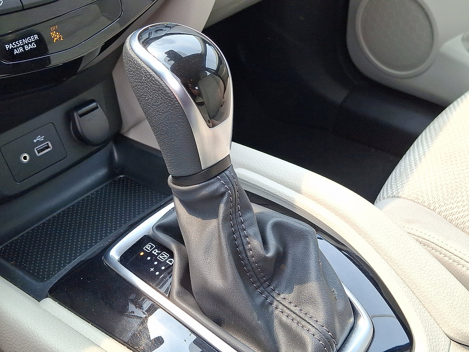 Used 2021 Nissan Rogue Sport SV image 12