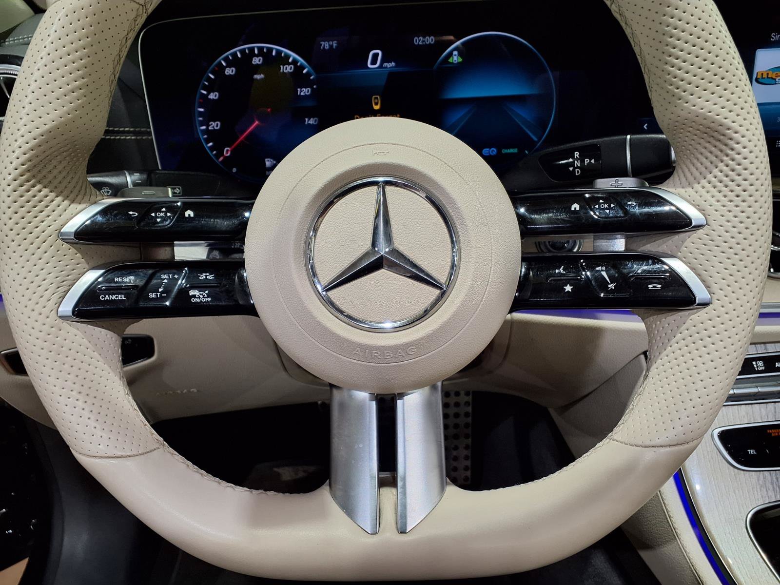 Used 2022 Mercedes-Benz E 450 4MATIC Cabriolet image 12