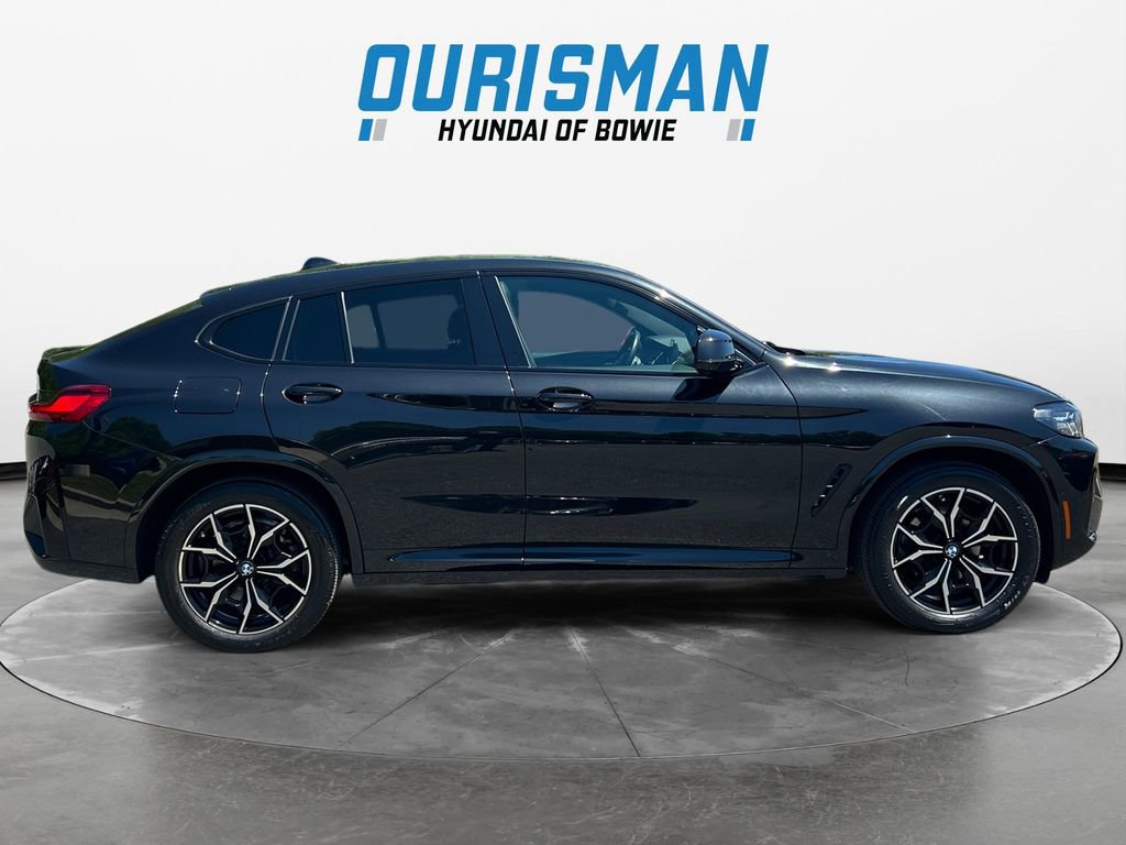 Used 2023 BMW X4 xDrive30i w/ M Sport Package AWD/4WD image 7