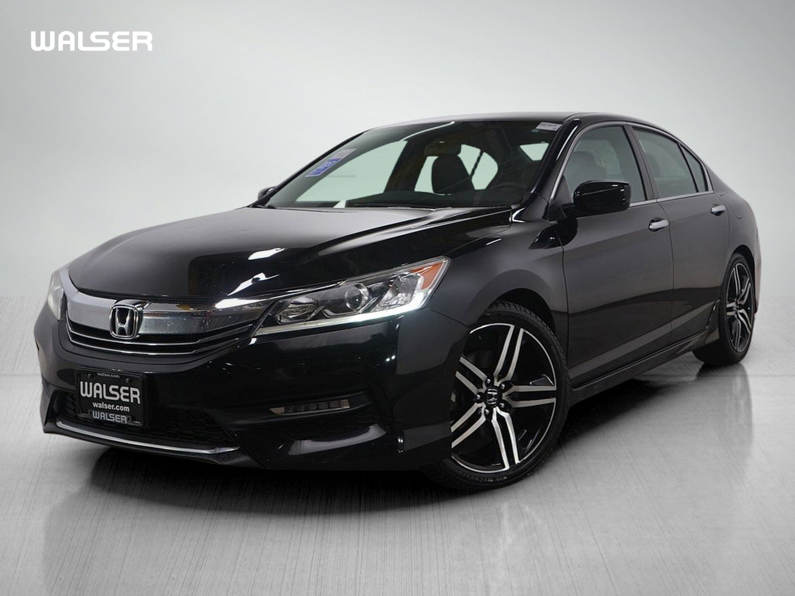 Used 2016 Honda Accord Sport image 1