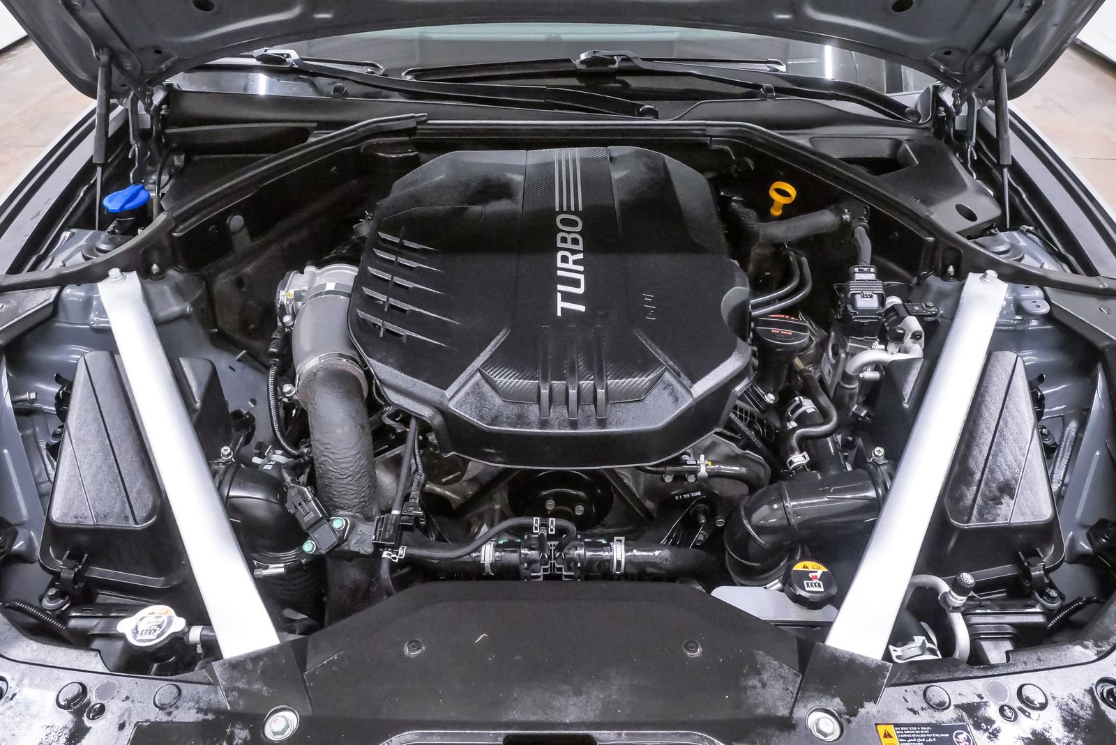 Certified 2022 Genesis G70 3.3T RWD image 31