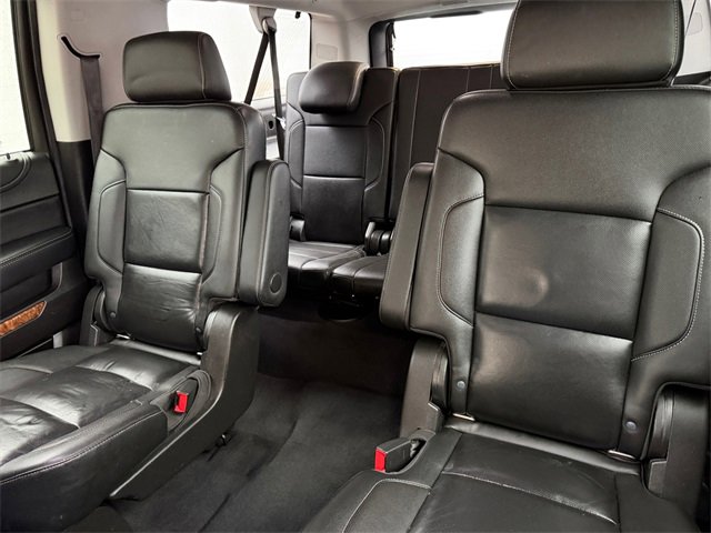 Used 2019 Chevrolet Suburban Premier image 13