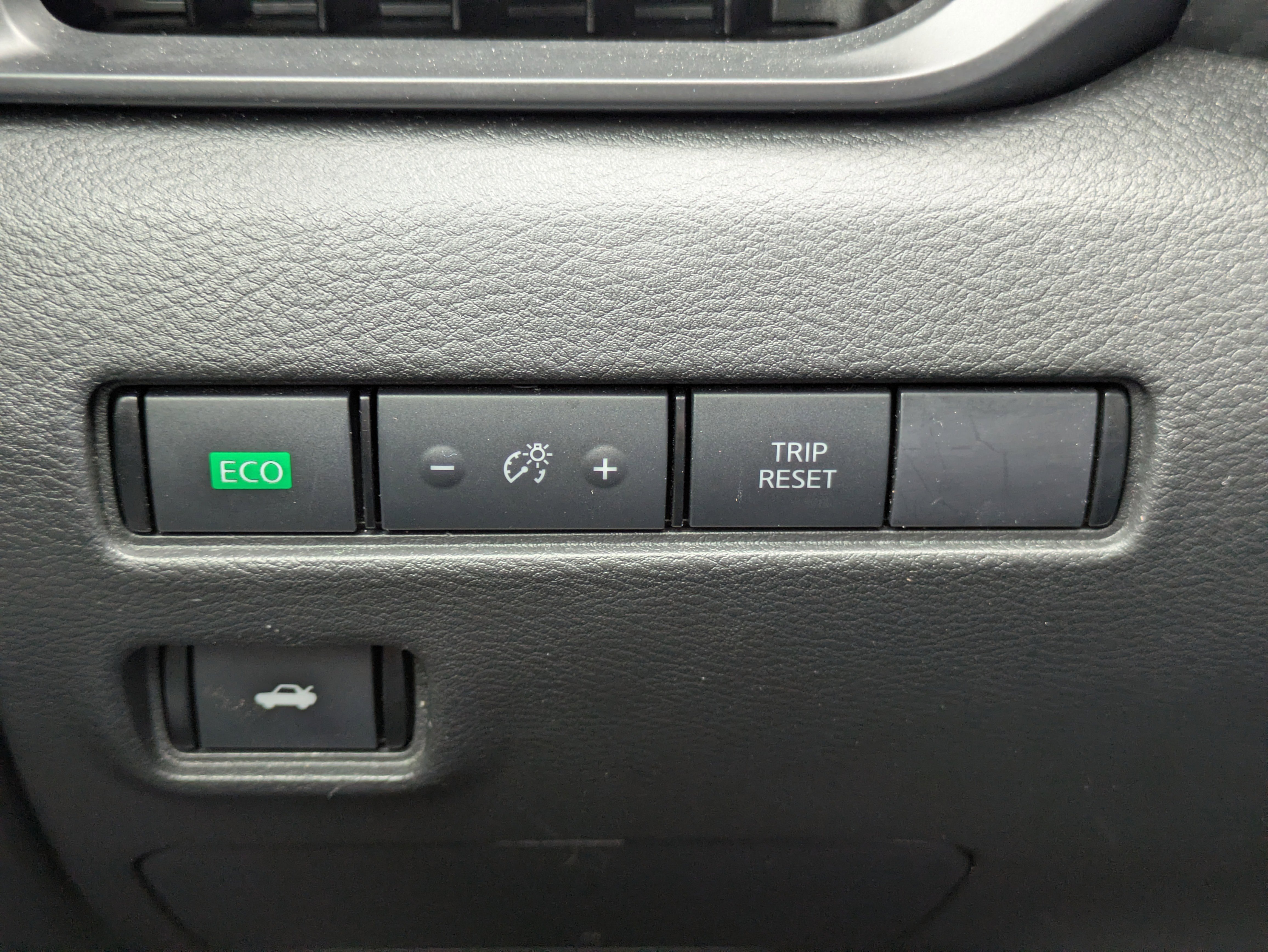 Used 2024 Nissan Sentra S image 14