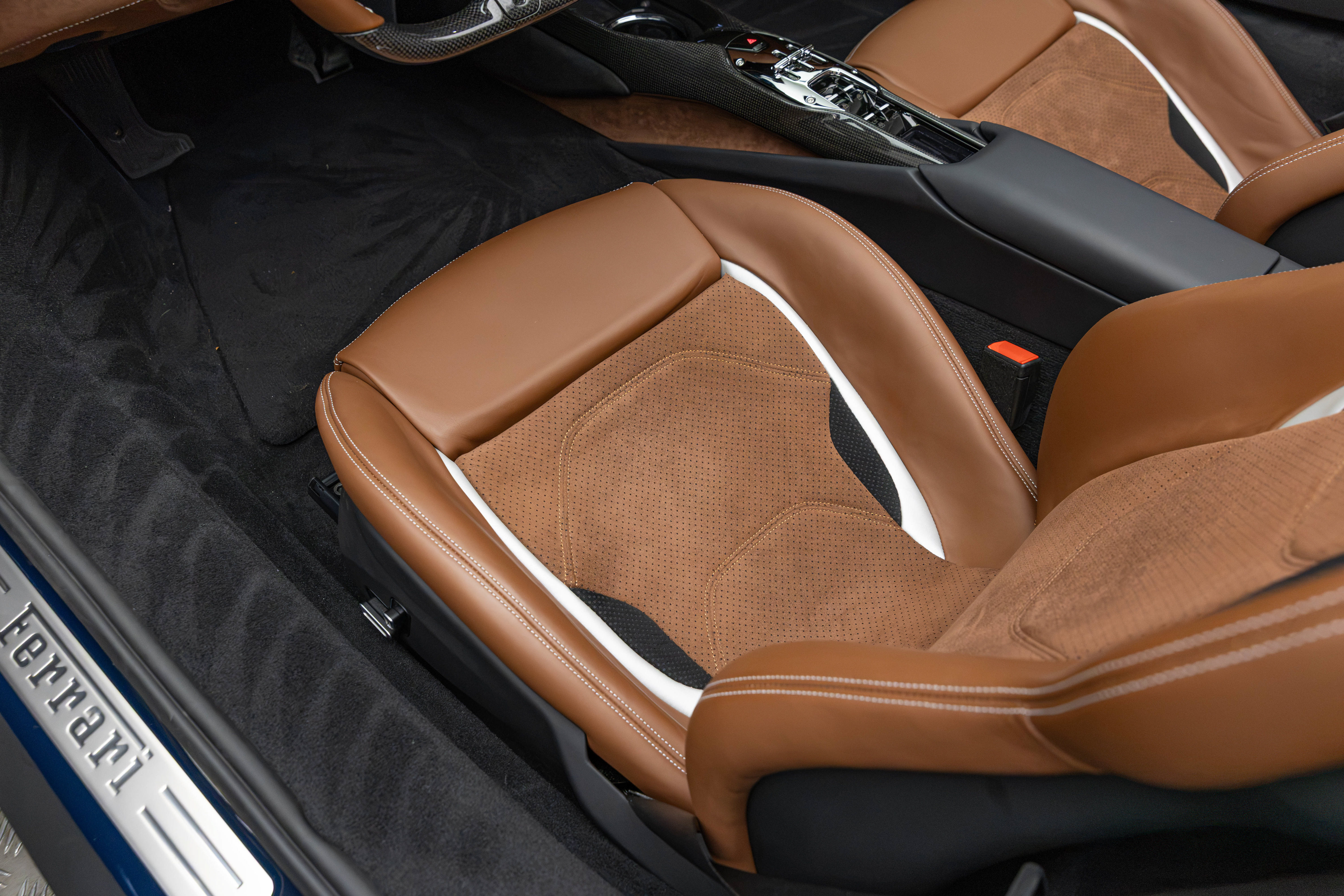 Certified 2025 Ferrari 296 GTS RWD image 46