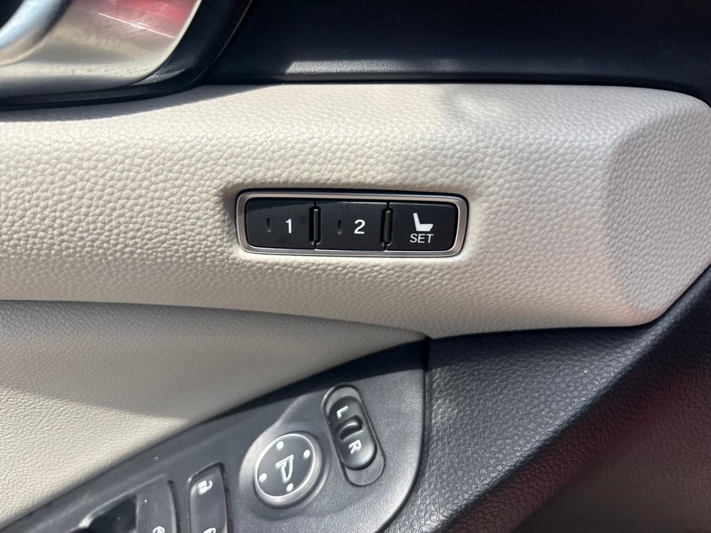 Used 2020 Honda Accord Touring image 10