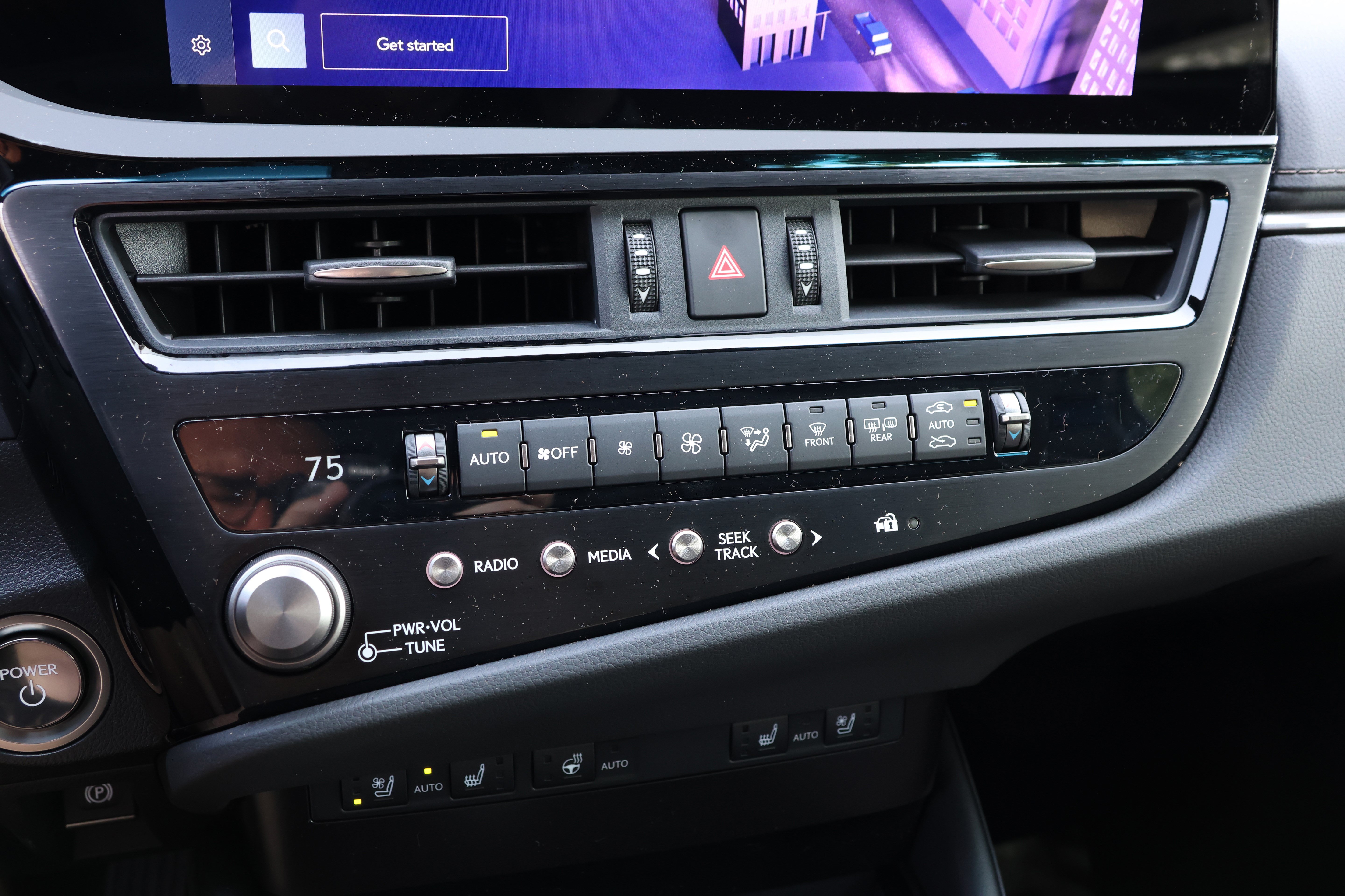 Used 2025 Lexus ES 300h w/ Premium Package FWD image 24