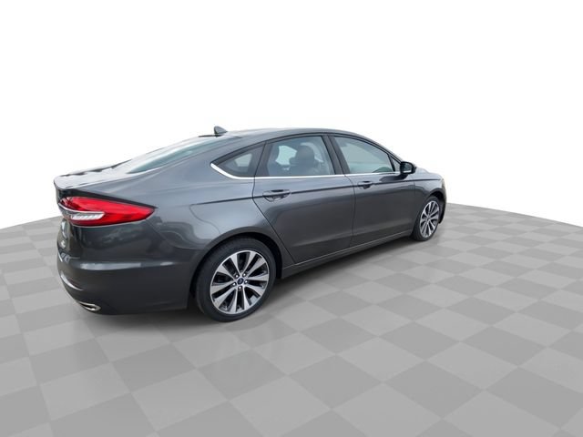 Used 2020 Ford Fusion SE AWD/4WD image 2