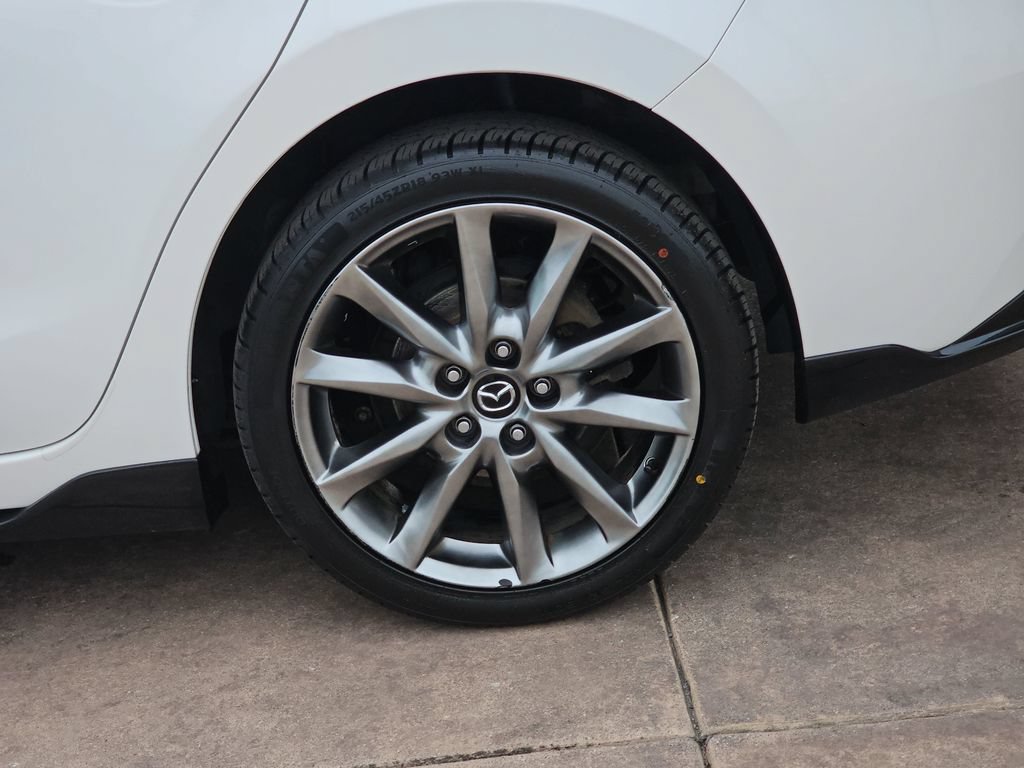Used 2018 MAZDA MAZDA3 Touring FWD image 36