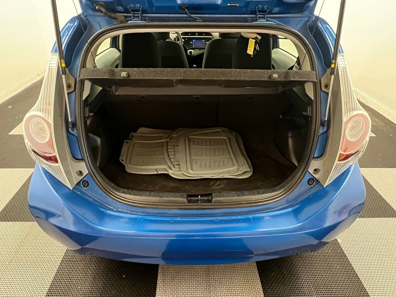 Used 2013 Toyota Prius C Three image 25