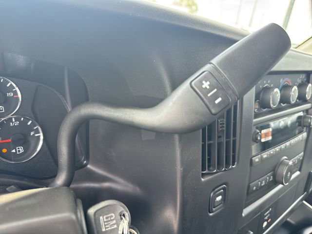 New 2026 GMC Savana 2500 RWD image 18