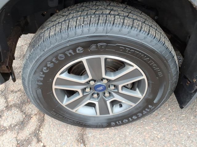 Used 2016 Ford F150 XLT w/ Equipment Group 302A Luxury AWD/4WD image 9