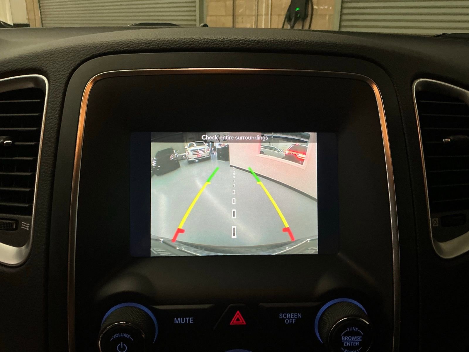 Used 2019 Dodge Durango SXT w/ 3rd Row Seating Group image 26