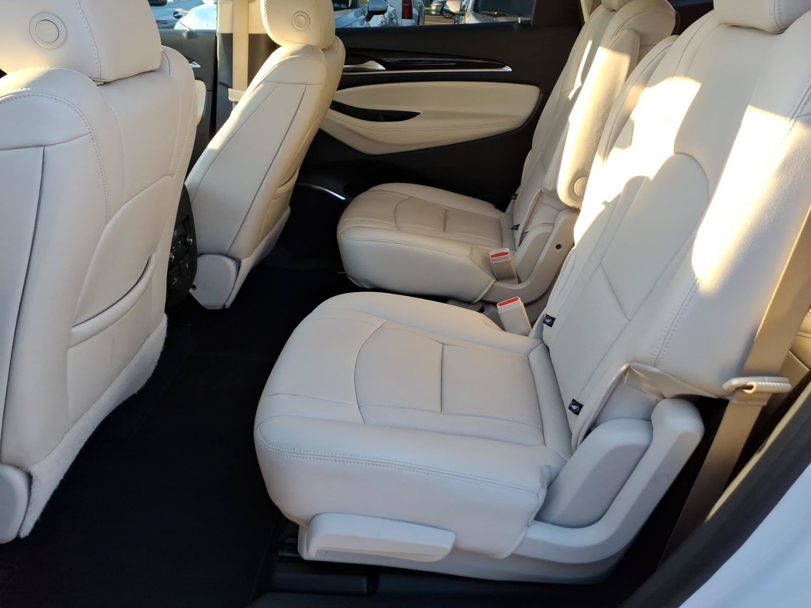Used 2024 Buick Enclave Essence w/ Experience Buick Package AWD/4WD image 25