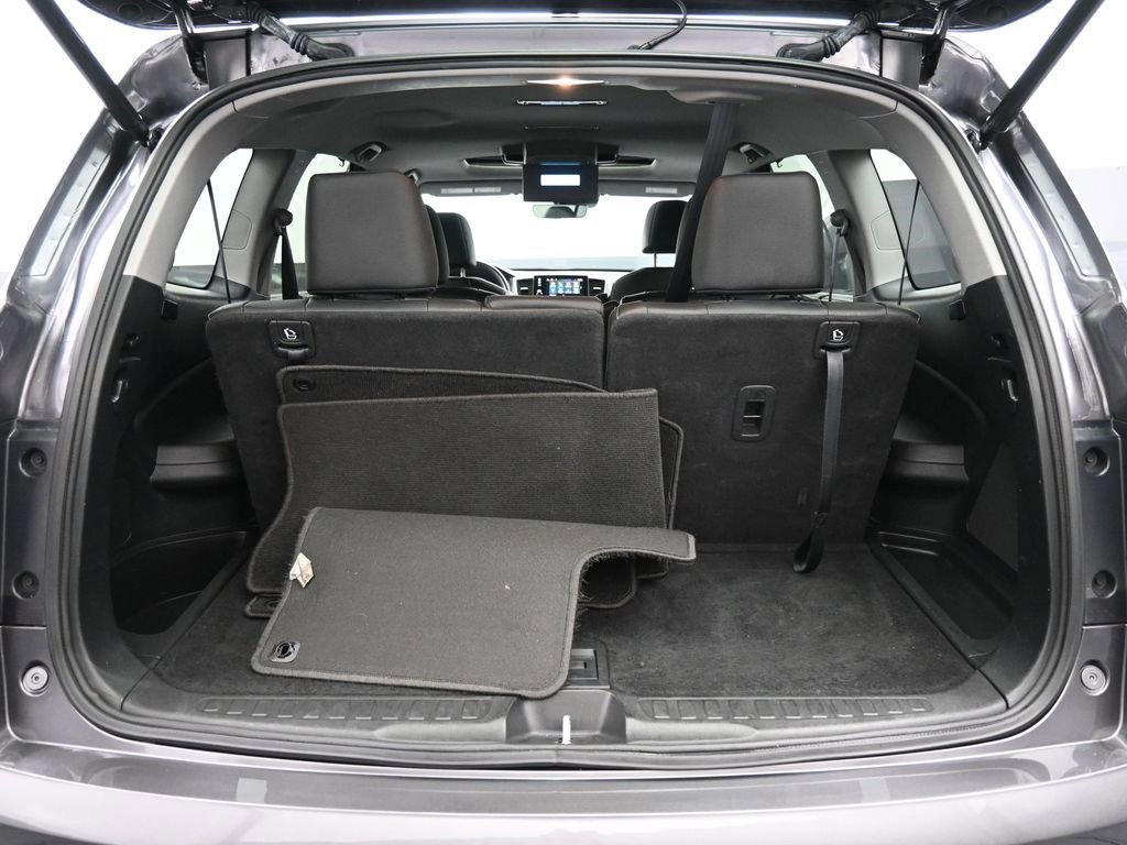 Certified 2022 Honda Pilot Touring image 24