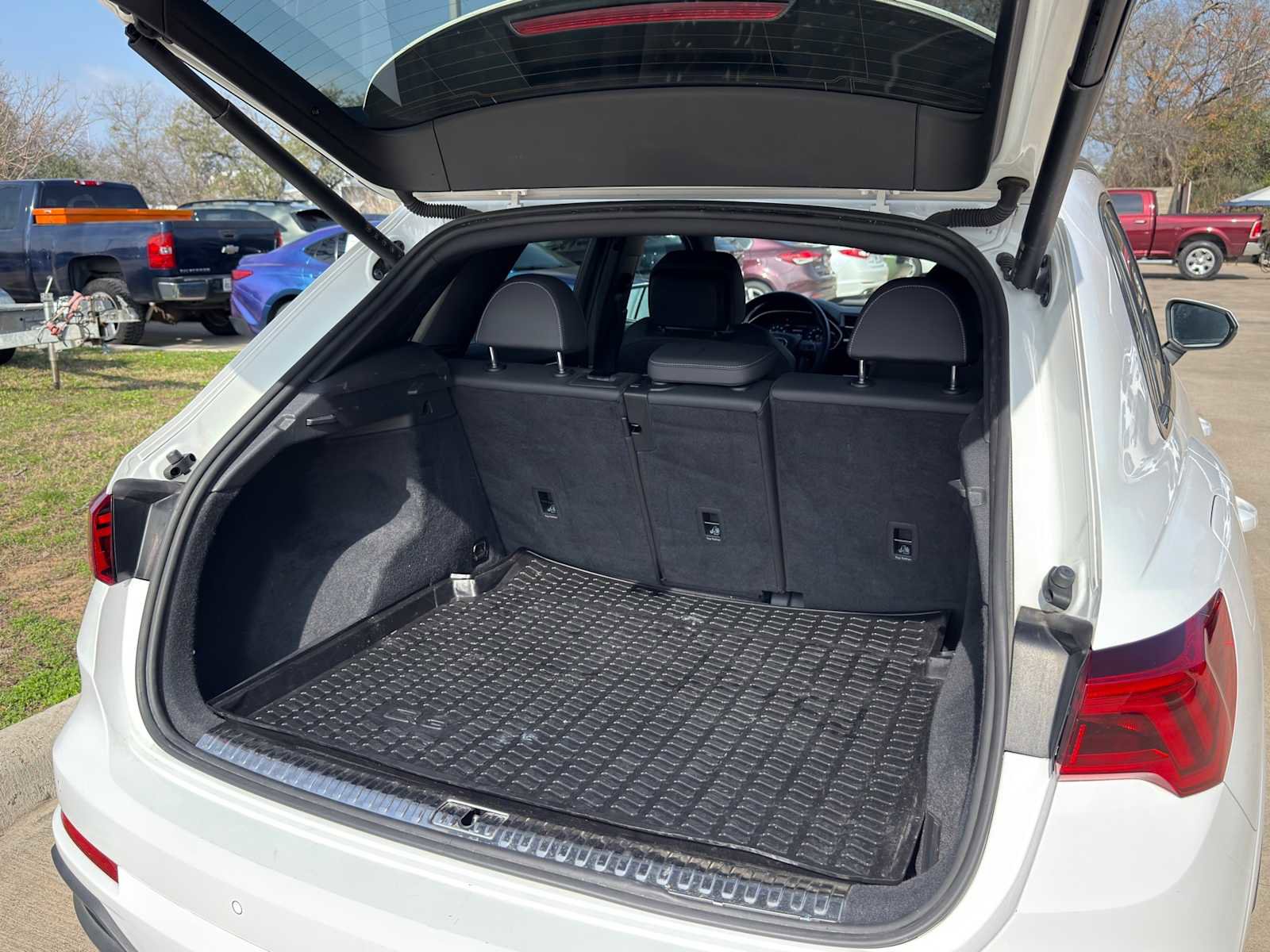 Used 2022 Audi Q3 2.0T Premium image 37