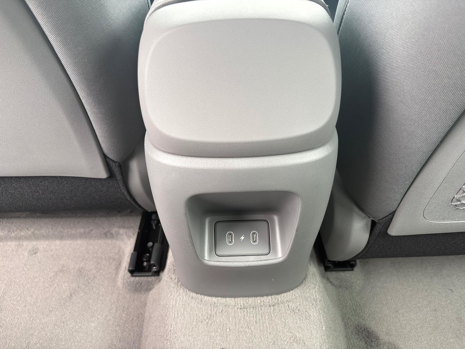 New 2025 Hyundai Elantra Sport FWD image 18