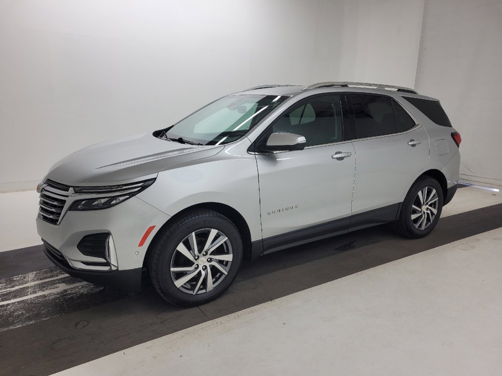 Used 2022 Chevrolet Equinox Premier image 2