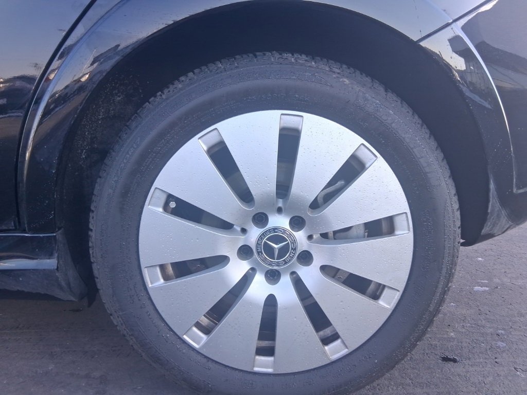 Used 2017 Mercedes-Benz B 250e image 9