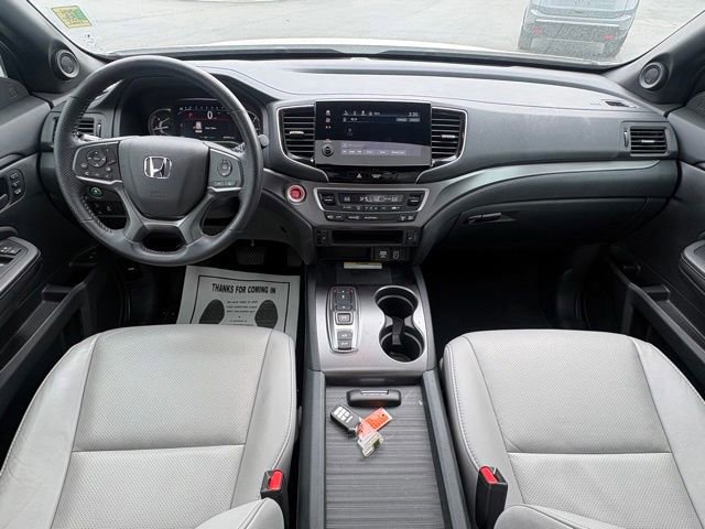 Used 2023 Honda Passport EX-L image 17