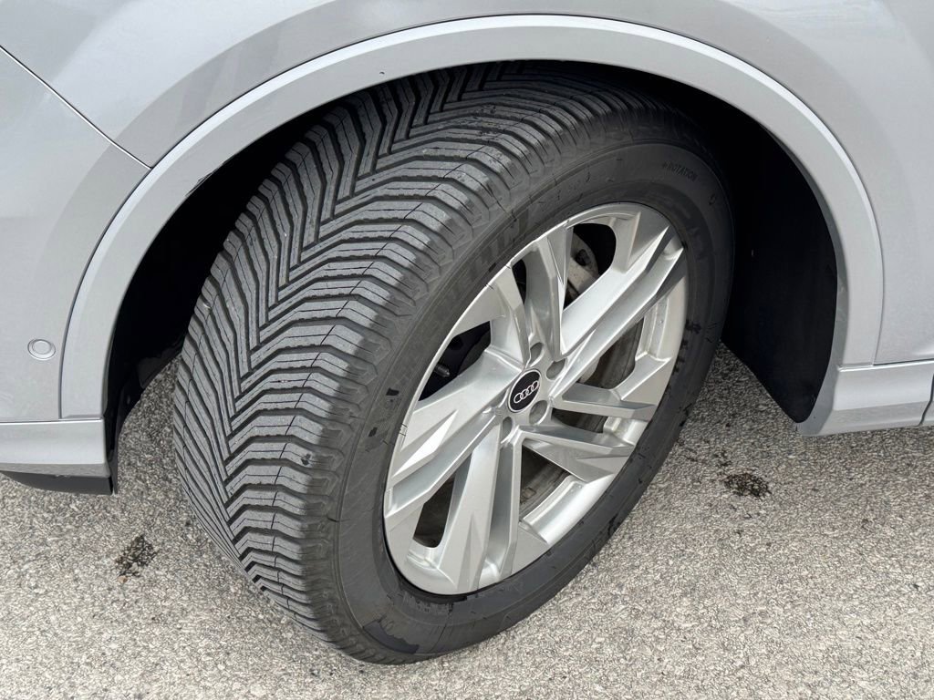 Used 2021 Audi Q7 3.0T Premium Plus image 34