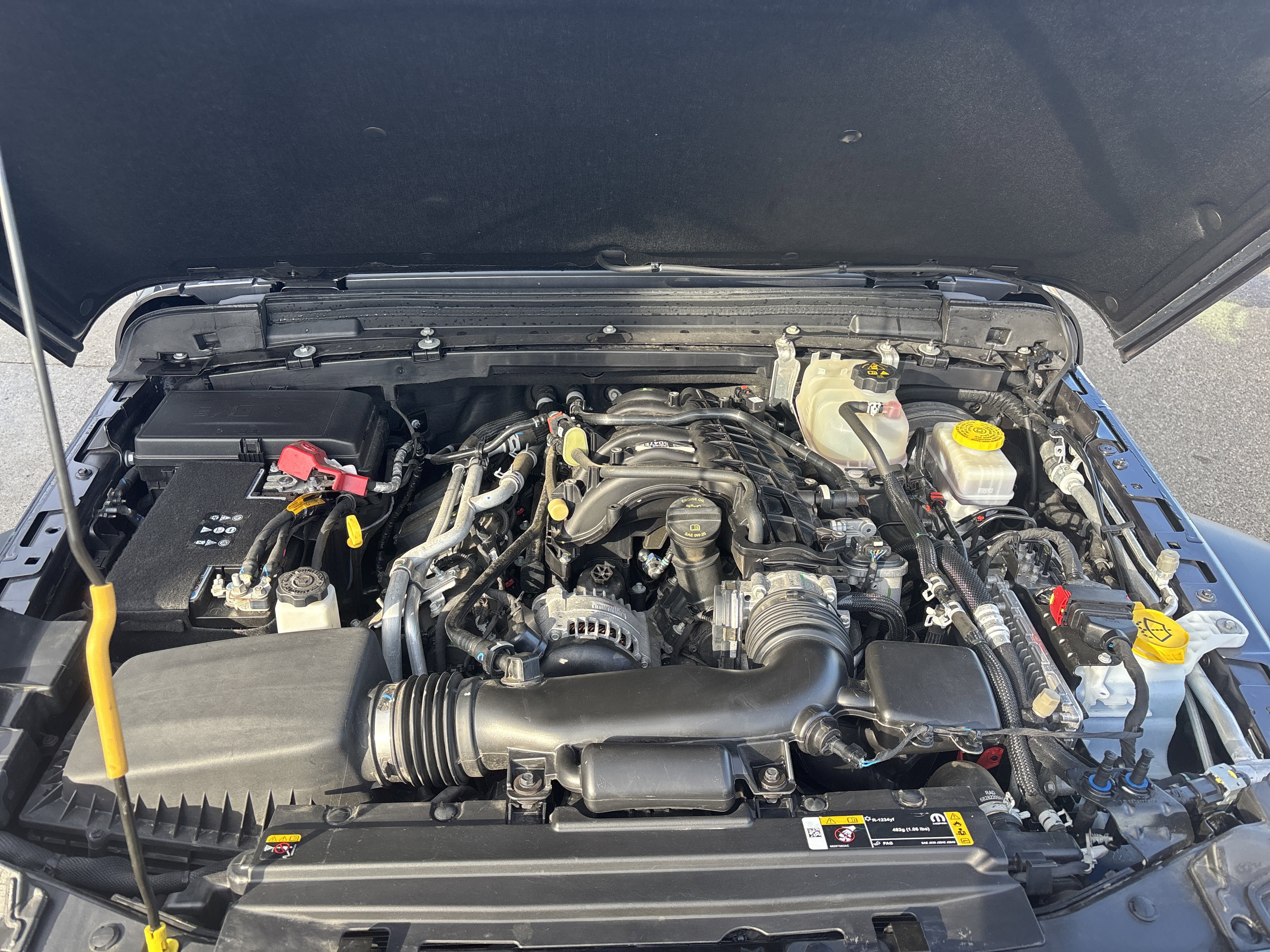 Used 2023 Jeep Wrangler Sport S image 16