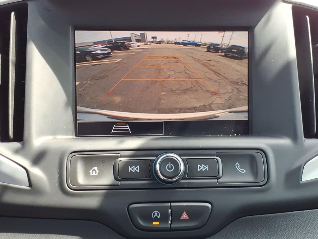 Used 2024 GMC Terrain SLE FWD image 17