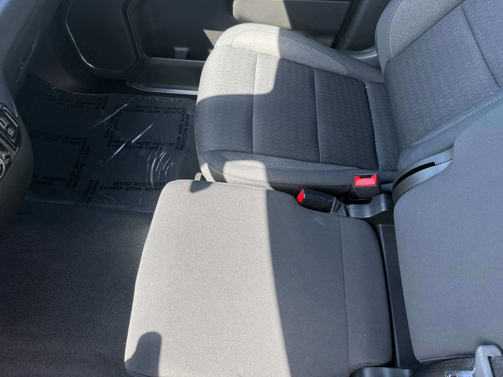 Used 2023 Chevrolet Silverado 1500 LT AWD/4WD image 14