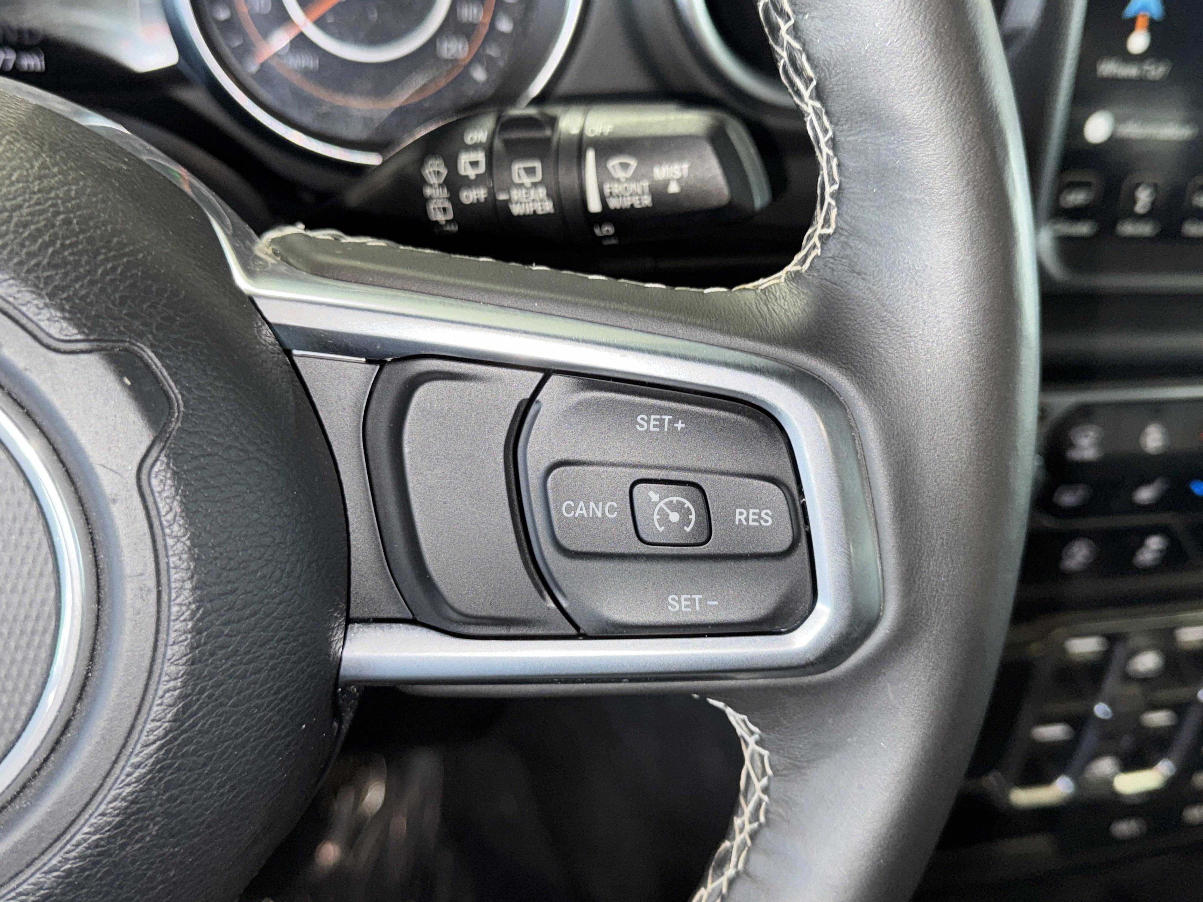 Used 2019 Jeep Wrangler Unlimited Sahara image 22