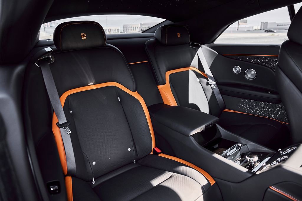 Used 2025 Rolls-Royce Spectre w/ Spectre Launch Package image 39