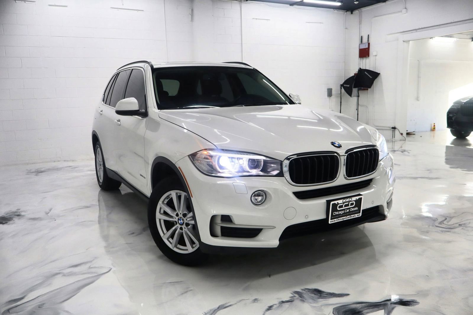 Used 2015 BMW X5 xDrive35i AWD/4WD image 2
