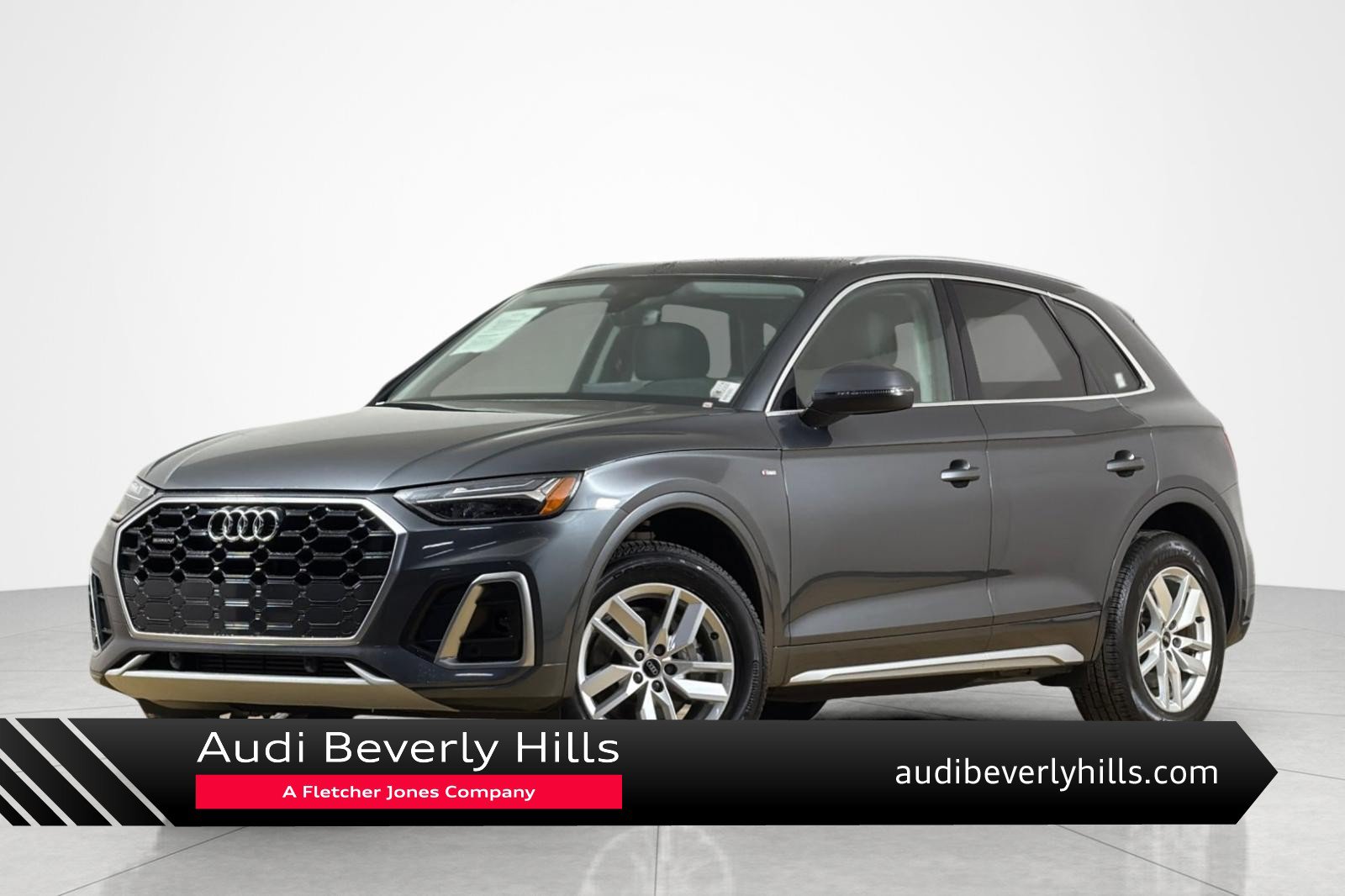 Used 2023 Audi Q5 2.0T Premium w/ Convenience Package AWD/4WD image 1