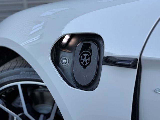 New 2026 Porsche Taycan AWD/4WD image 13