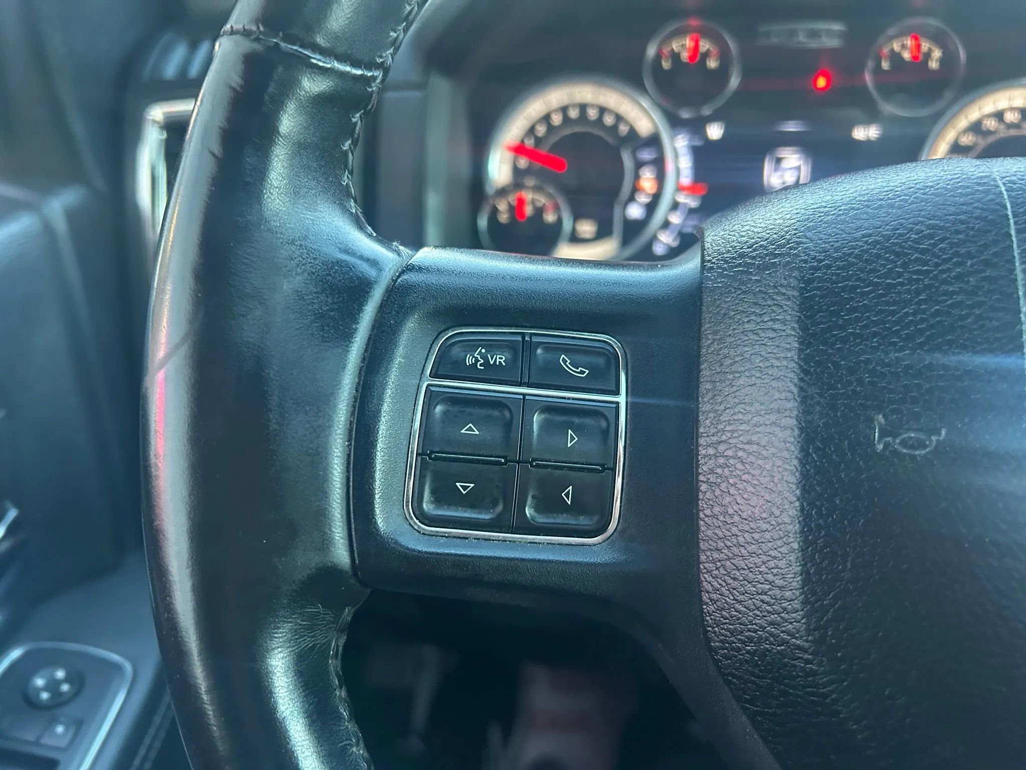 Used 2016 RAM 1500 Sport image 6