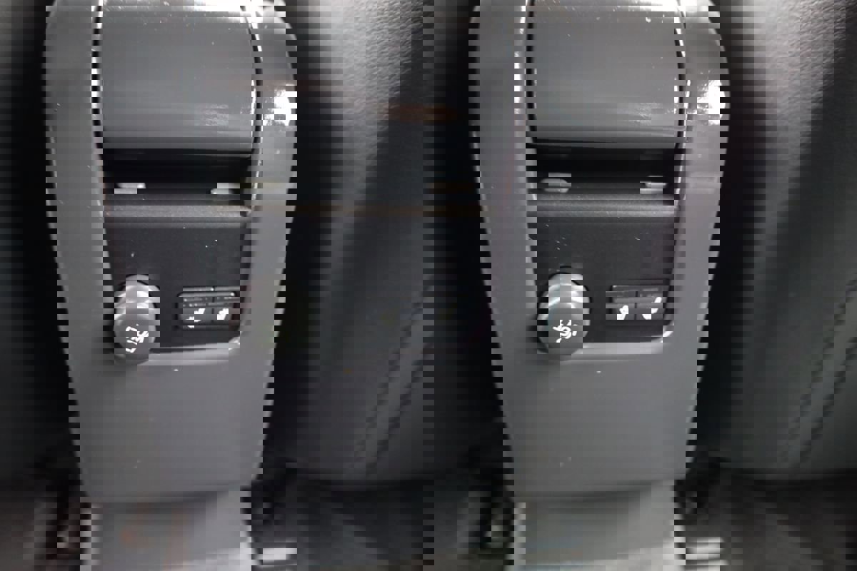 Used 2015 Volvo V60 T5 Premier FWD image 15