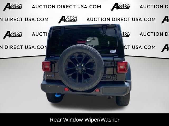 Used 2024 Jeep Wrangler Unlimited Sahara AWD/4WD image 9