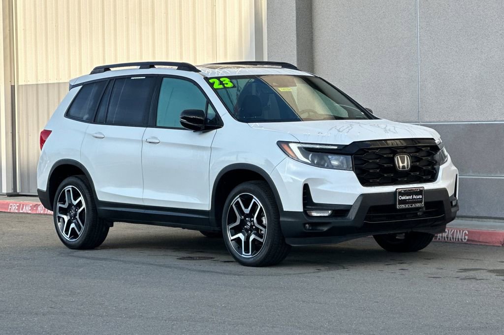 Used 2023 Honda Passport Elite image 2