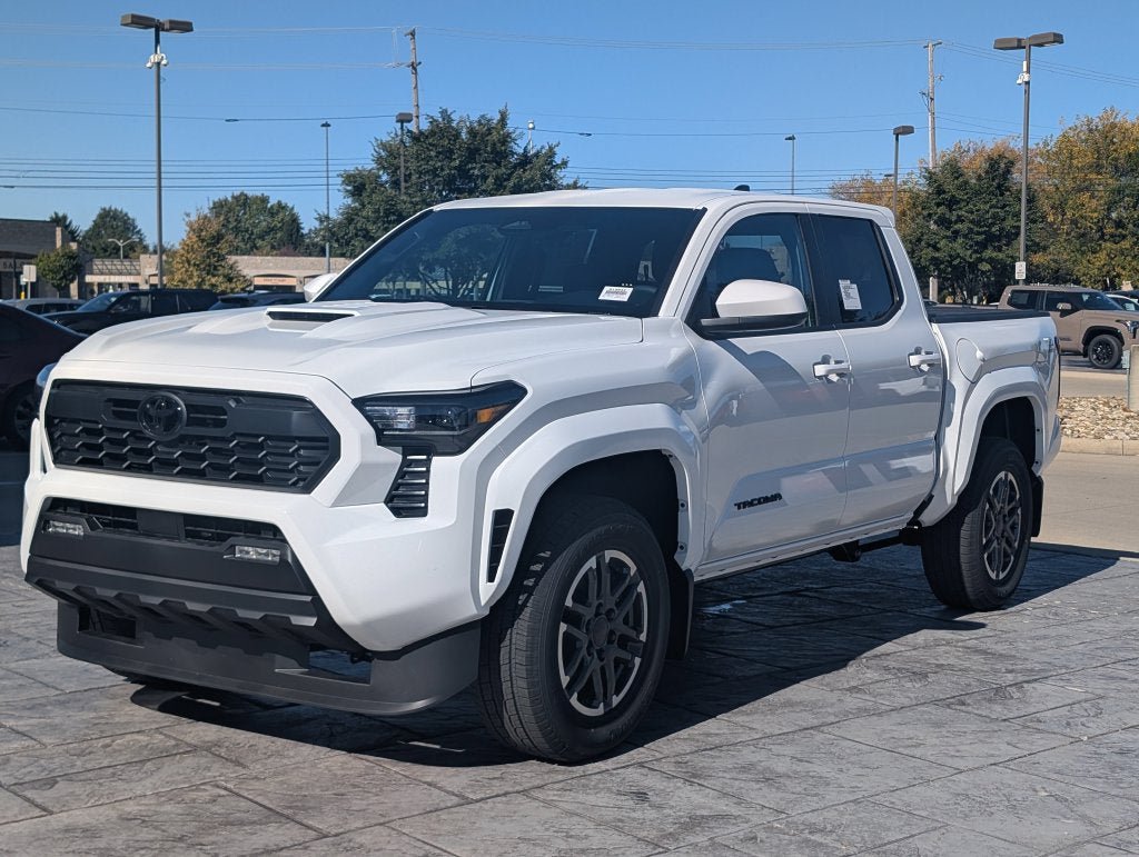 New 2026 Toyota Tacoma TRD Sport AWD/4WD image 3