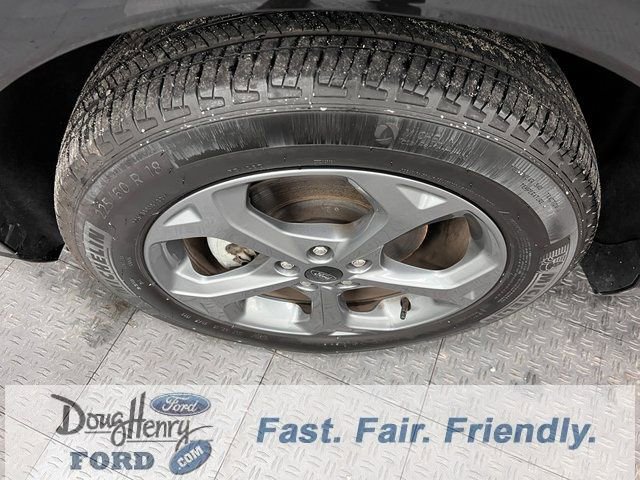 Used 2024 Ford Escape ST-Line image 18