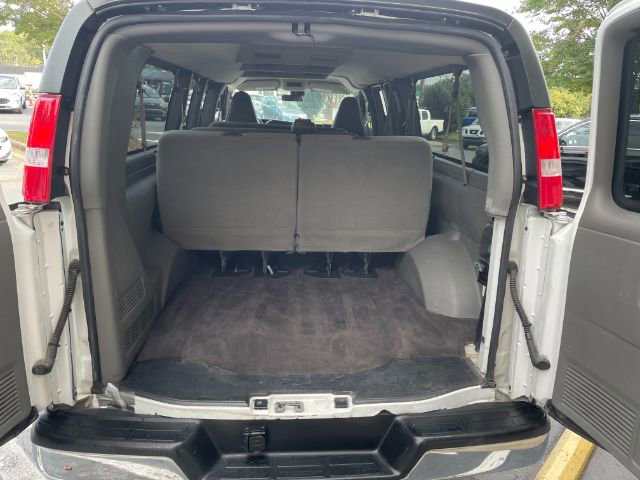 Used 2020 Chevrolet Express 3500 LT w/ LT Preferred Equipment Group image 9