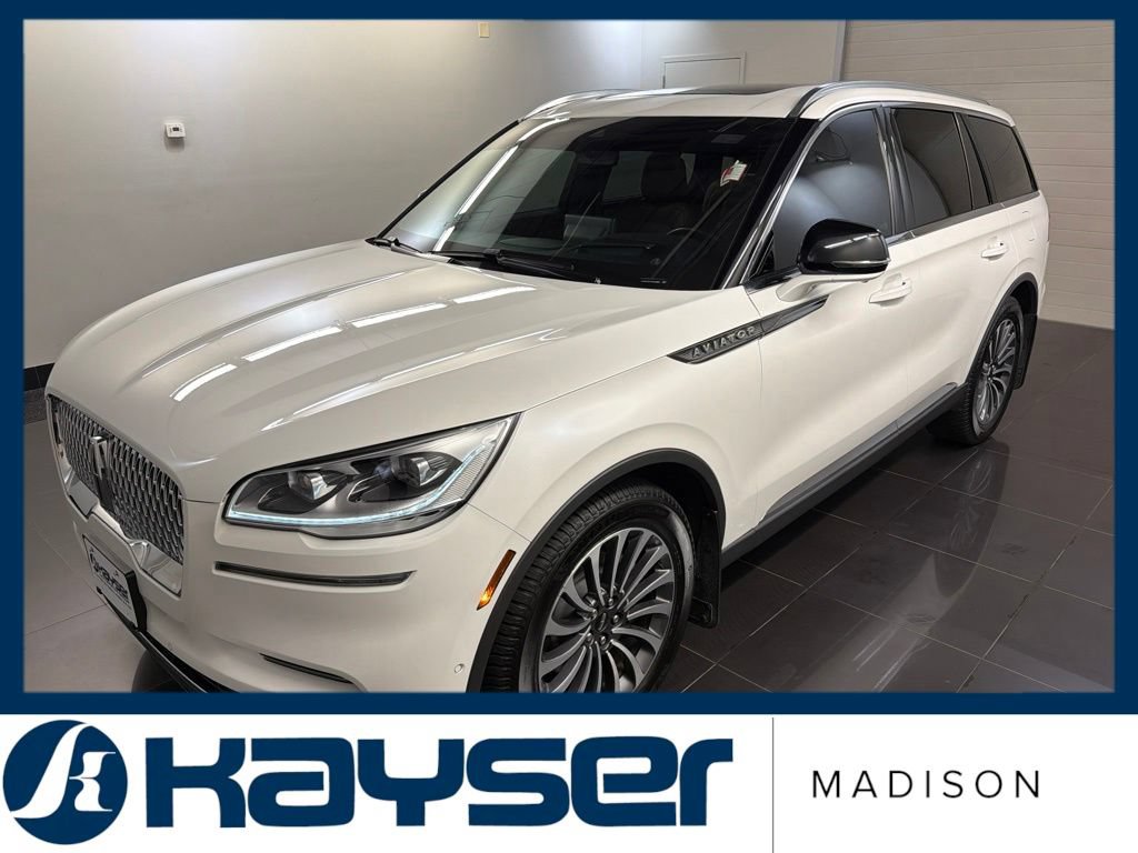 Certified 2023 Lincoln Aviator Reserve w/ Equipment Group 201A AWD/4WD image 3