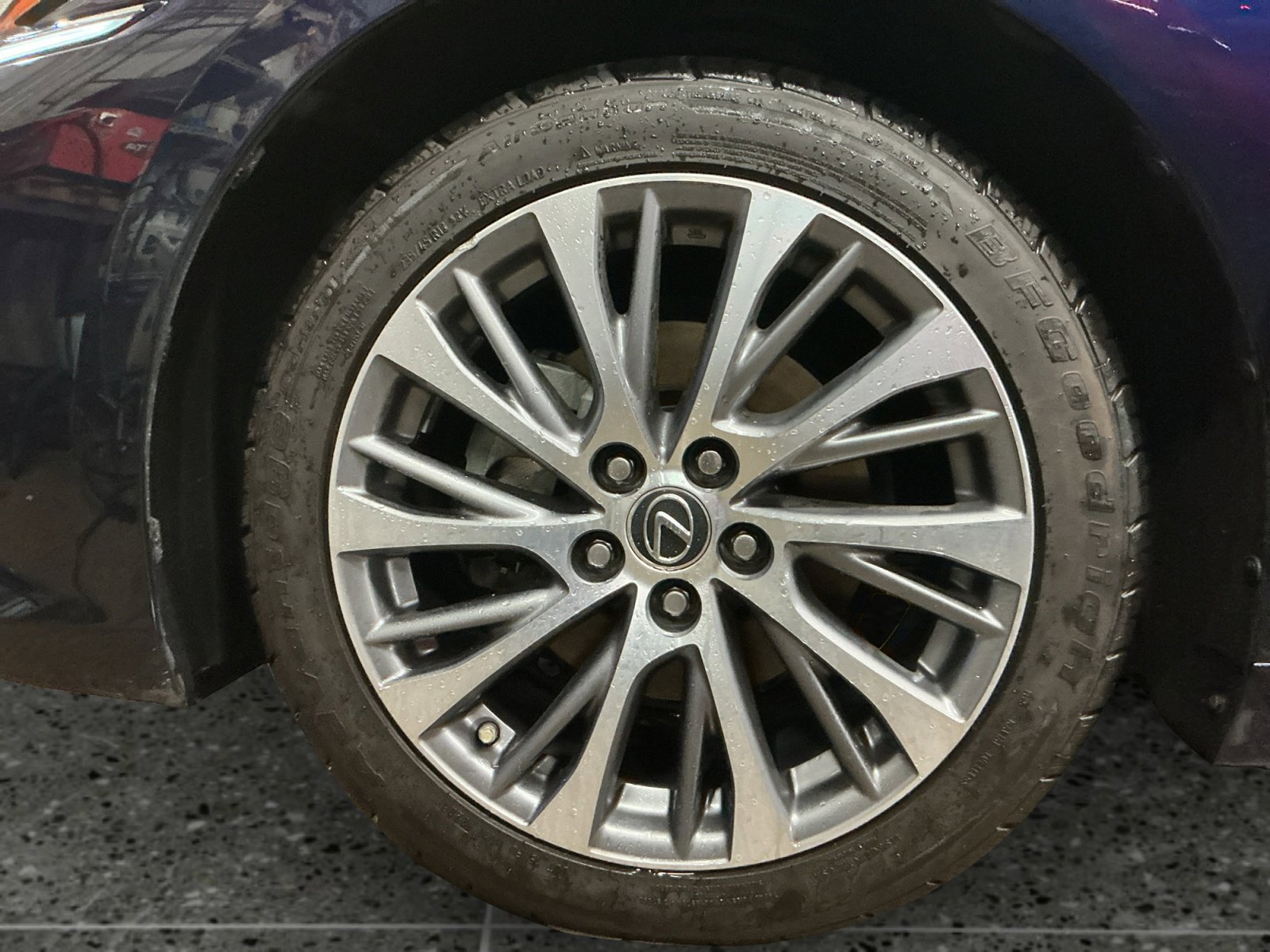 Used 2020 Lexus ES 300h w/ Premium Package FWD image 14