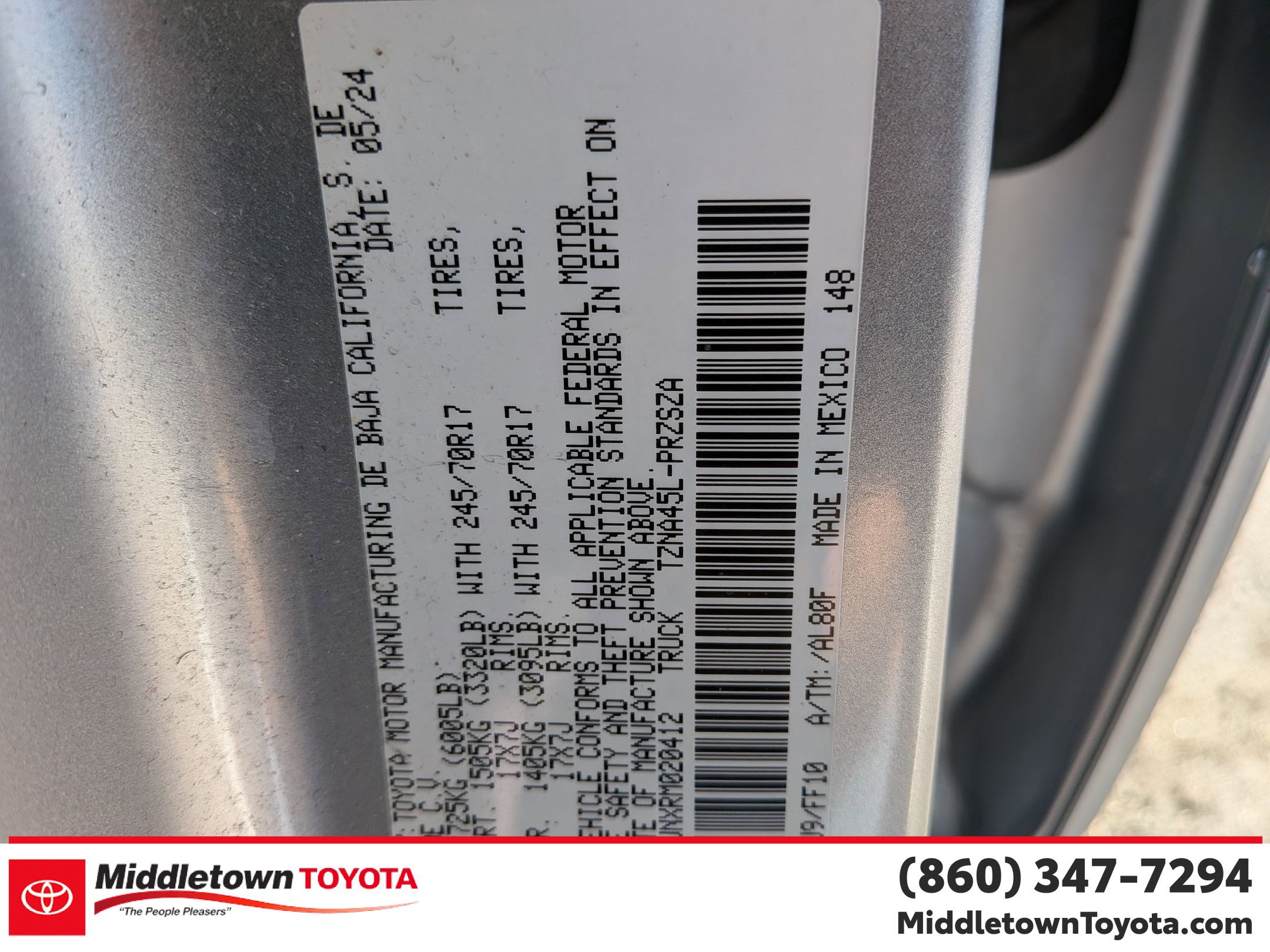 Certified 2024 Toyota Tacoma SR5 AWD/4WD image 38