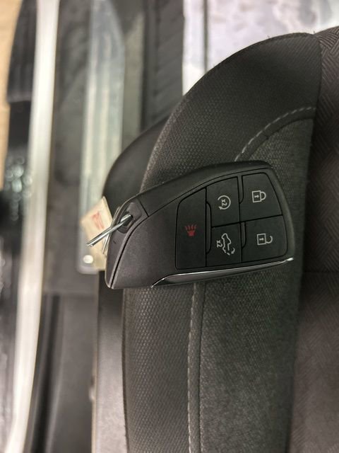Used 2025 GMC Sierra 1500 Elevation w/ X31 Off-Road Package AWD/4WD image 31