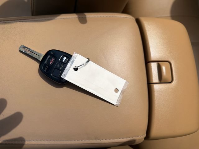 Used 2006 Lexus SC 430 Convertible RWD image 32