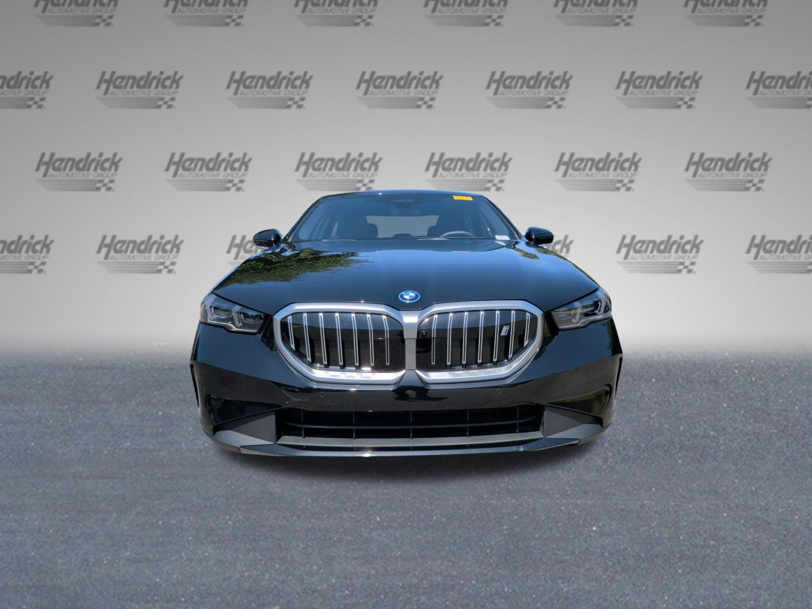 Certified 2026 BMW i5 eDrive40 RWD image 5